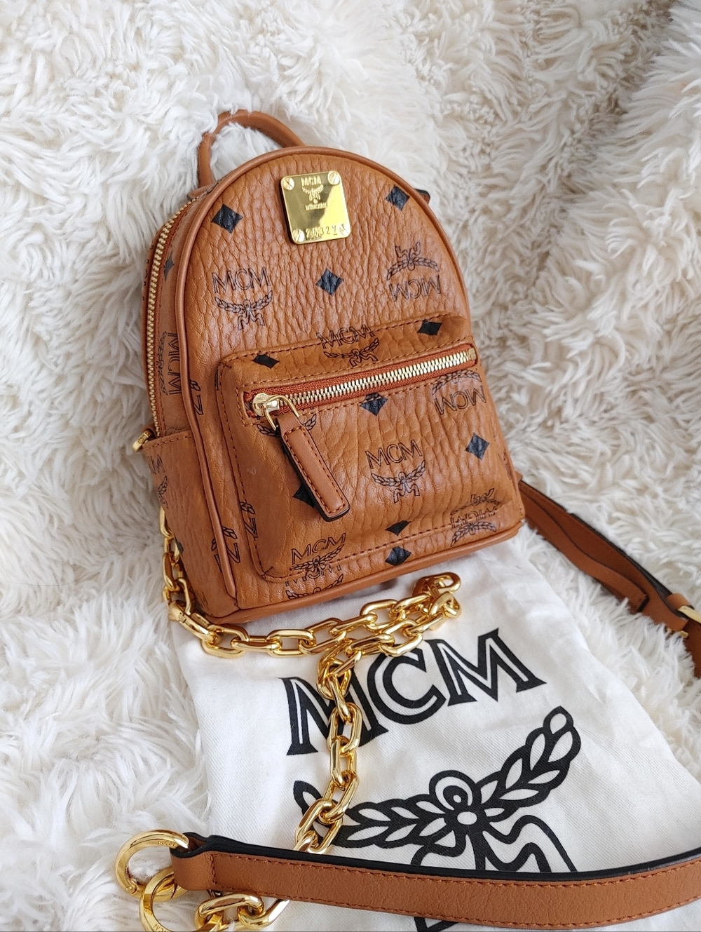 MCM Viesto Monogram Canvas Leather Convertible Bag - Picture 15 of 16